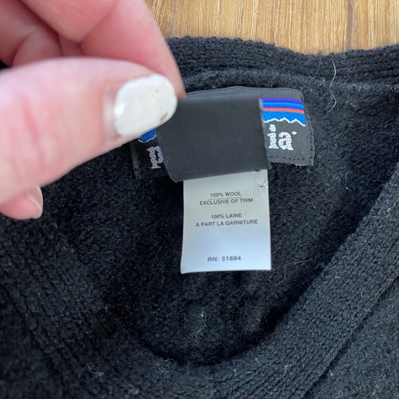 Patagonia Women's 100% Wool Sweater | Size Medium - Picture 3 of 4